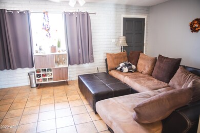 Family Room 2