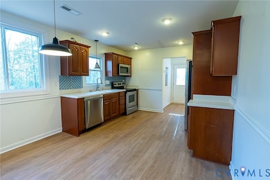 1607 Pinchot St, North Chesterfield, VA 23235 - photo 4