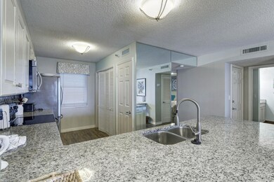 13_Kitchen_03