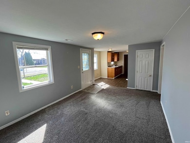 1002 E 21st St, Muncie, IN 47302 - photo 7