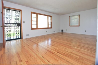 6217 Greenwood Louisville home for sale