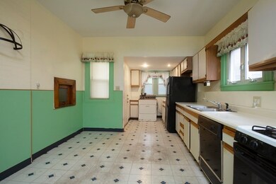 12 Waumbeck St, Dorchester, MA 02121 - photo 7