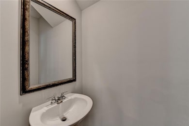 Bathroom with sink