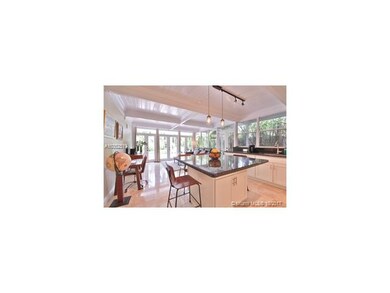 GRANITE COUNTERS IN KITCHEN