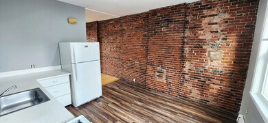 3 Wilbur Ct unit 2, Boston, MA 02128 - photo 2