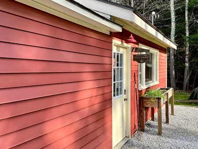 888 Middle Rd, North Clarendon, VT 05759 - photo 7