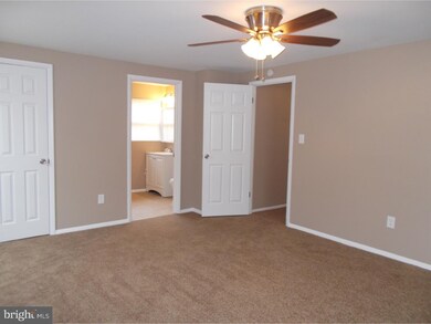 21 Bermuda Cir, Willingboro, NJ 08046 - photo 7