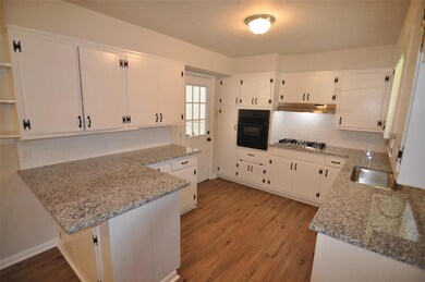 708 Line Dr, Gainesville, TX 76240 - photo 7