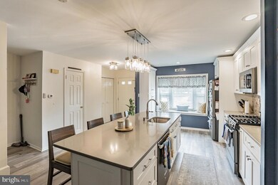 2126 Yorktown S, Norristown, PA 19403 - photo 5