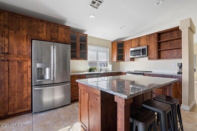 8-Kitchen