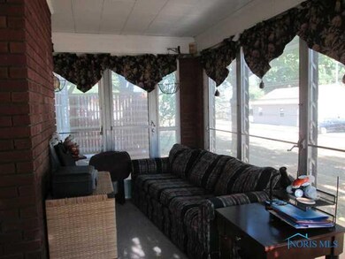 218 Adams St, Luckey, OH 43443 - photo 3