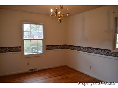 2555 Forbes Ave, Winterville, NC 28590 - photo 7