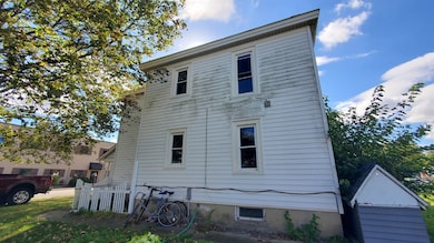 260 S Jefferson St, Berne, IN 46711 - photo 5