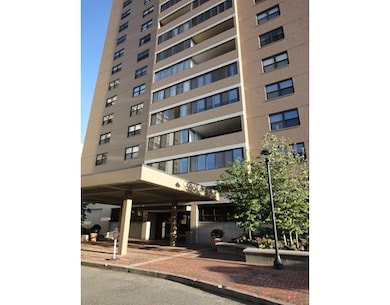 Whittier Place unit 17B, Boston, MA 02114 - photo 7