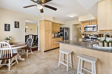 12-Int15 Kitchen1a