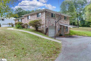 210 Hawthorne Dr, Simpsonville, SC 29680 - photo 3