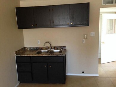 8140 Rogers Rd, El Paso, TX 79907 - photo 4