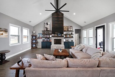 1001 Cool Ranch Ln, Millsap, TX 76066 - photo 6