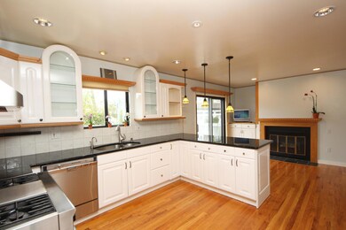 18 River Rd, Cos Cob, CT 06807 - photo 7