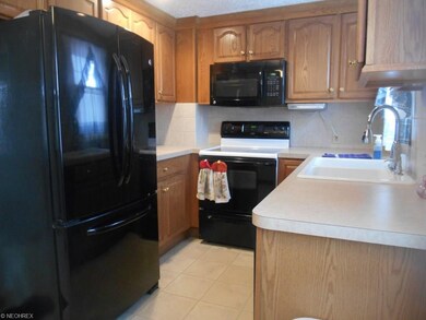 Kitchen includes all appliances!