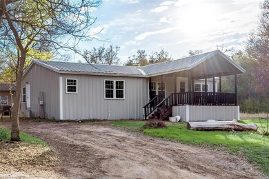 221 Country Side Ct, Springtown, TX 76082 - photo 4