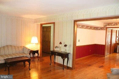 481 Ferry Point Rd, Annapolis, MD 21403 - photo 5