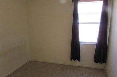 3070 Laurel Ridge Cir, Riviera Beach, FL 33404 - photo 7