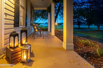 20220613 MLS S_Nilsen 2749 Ivy Chase Rd