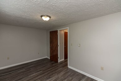 247 Kentucky St, Franklin, IN 46131 - photo 6