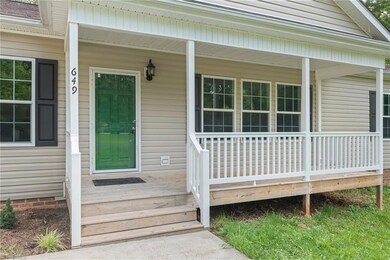 649 Skycrest Country Rd, Asheboro, NC 27205 - photo 2