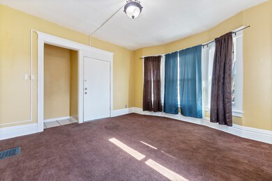 16 N Russell Ave unit 1, Aurora, IL 60506 - photo 5