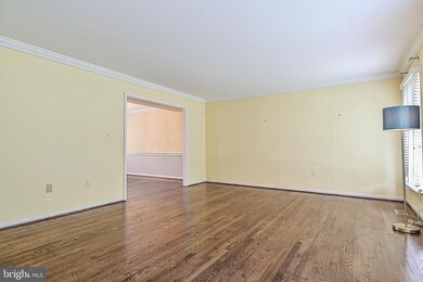 7839 Valleyfield Dr, Springfield, VA 22153 - photo 7