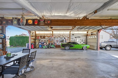 1229 6th St, Clarkston, WA 99403 - photo 4