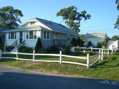 33 Circuit Ave, Wareham, MA 02571 - photo 2