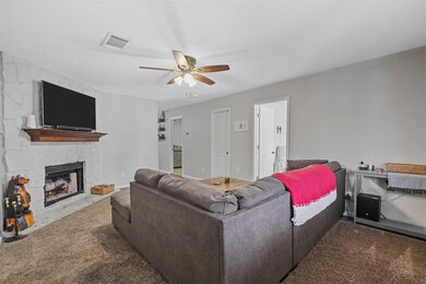 520 S Las Vegas Trail, Fort Worth, TX 76108 - photo 7