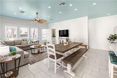 318 S Station St unit 1, Port Aransas, TX 78373 - photo 4