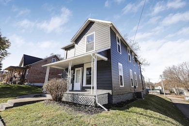 413 N Detroit St, Bellefontaine, OH 43311 - photo 4