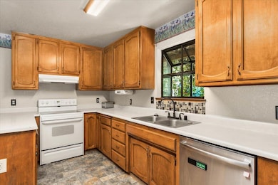 4620 Orkney Place unit 3, Shasta Lake, CA 96019 - photo 3