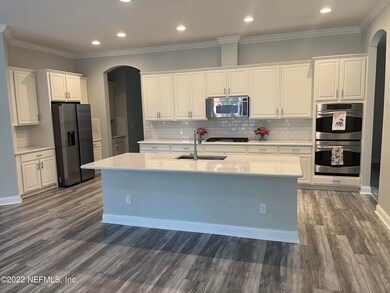 1644609602-002-18-Myrtle-Brook-Bend