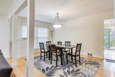 1110 S Plum Tree Ln, Palatine, IL 60067 - photo 6