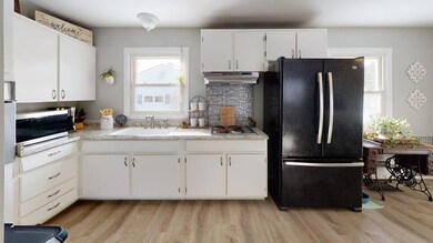 15 Suzanne St, Lewiston, ME 04240 - photo 4