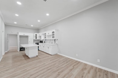 7912 Cypress St, Houston, TX 77012 - photo 5