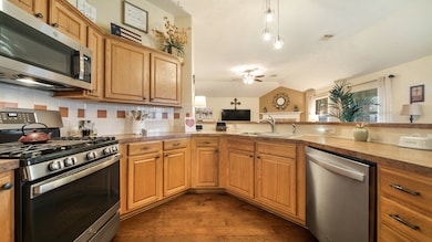 1506 Allison St, Alvin, TX 77511 - photo 5