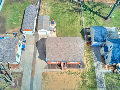1815 56th St-11