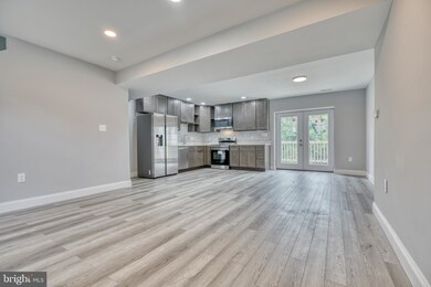 2515 W Mosher St, Baltimore, MD 21216 - photo 6