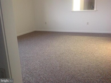 712 N Main St unit 206, Moorefield, WV 26836 - photo 4