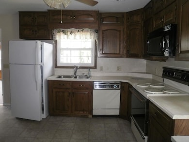 Equiped Kitchen