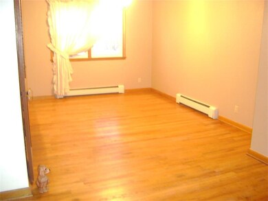 FORMAL DINING - NEW LOOKING HARDWOOD - FRESH PAINT