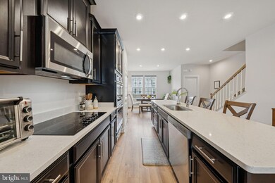 10719 Shadewell Spring Way, Manassas, VA 20110 - photo 5