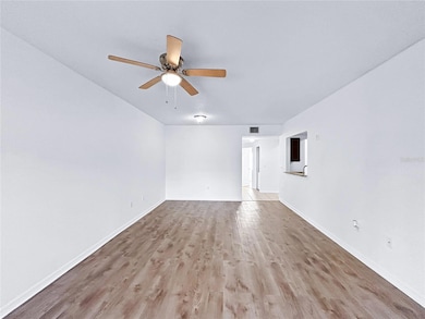 9510 Newdale Way unit 102, Riverview, FL 33578 - photo 5